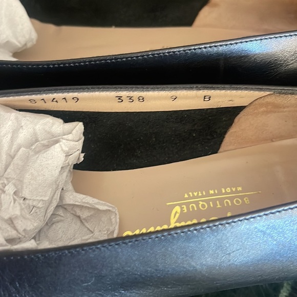 Salvatore Ferragamo gorgeous black - Picture 8 of 8